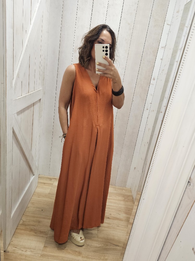 VESTIDO PICO PLIEGUE